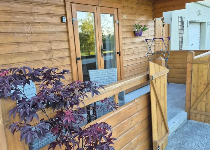 Nellies & Log Kilcogy